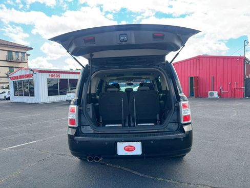 Used 2011 Ford Flex Limited FWD image 7