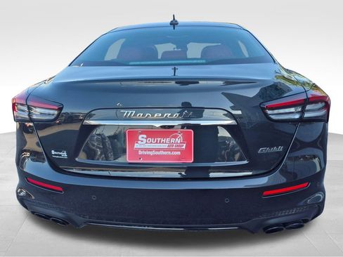 Used 2023 Maserati Ghibli Modena RWD image 5
