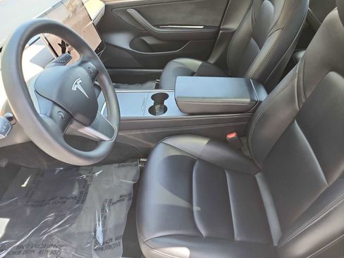 Used 2023 Tesla Model 3 Standard Range RWD image 15