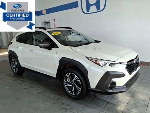 Used 2025 Subaru Crosstrek 2.0i Premium image 1