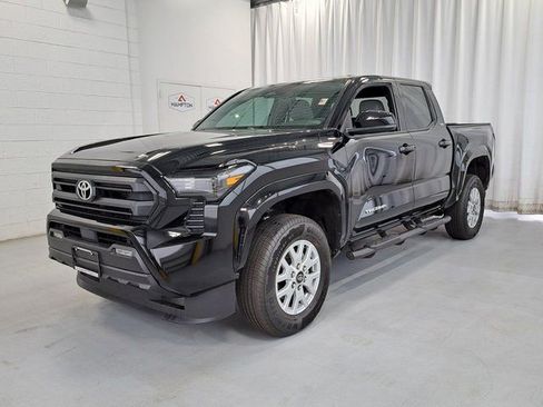Used 2025 Toyota Tacoma SR5 RWD image 2