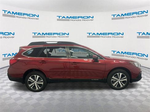 Used 2018 Subaru Outback 2.5i Limited image 6