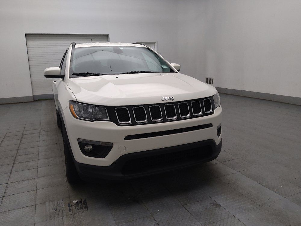Used 2018 Jeep Compass Latitude w/ Popular Equipment Group FWD image 14