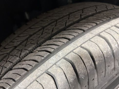 Used 2025 Ford Maverick XL image 35