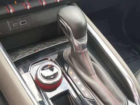 Used 2023 GMC Canyon AT4X image 31