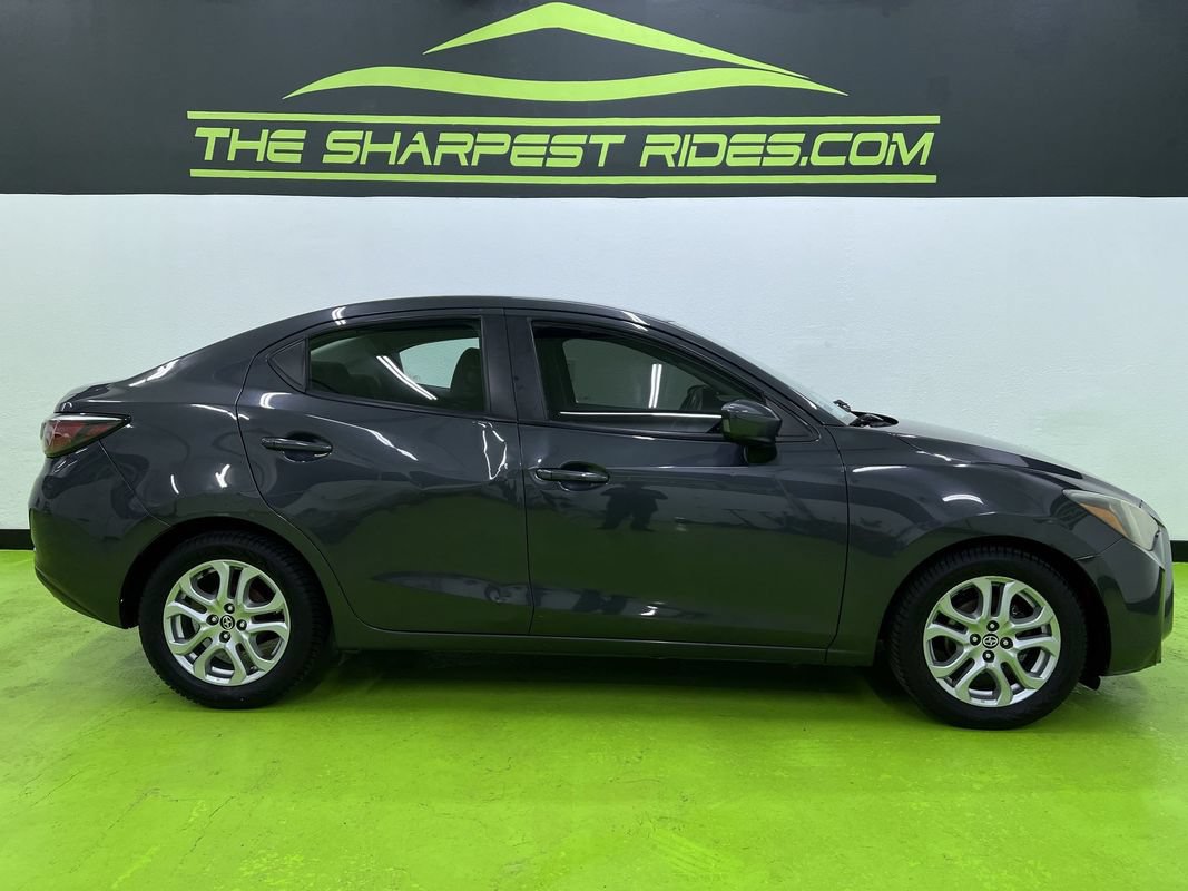 Used 2016 Scion iA FWD image 11