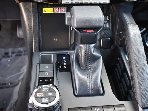 Used 2025 Toyota Tacoma TRD Off-Road image 24