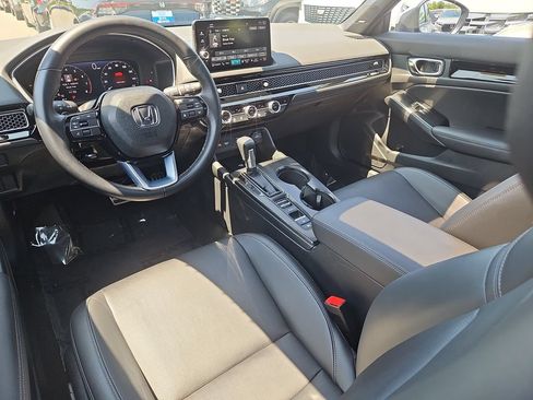 Used 2024 Honda Civic Sport Touring image 11