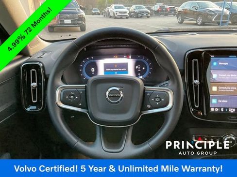 Certified 2025 Volvo XC40 B5 Core image 21