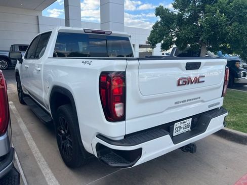 Used 2022 GMC Sierra 1500 Elevation w/ Elevation Premium Package AWD/4WD image 4
