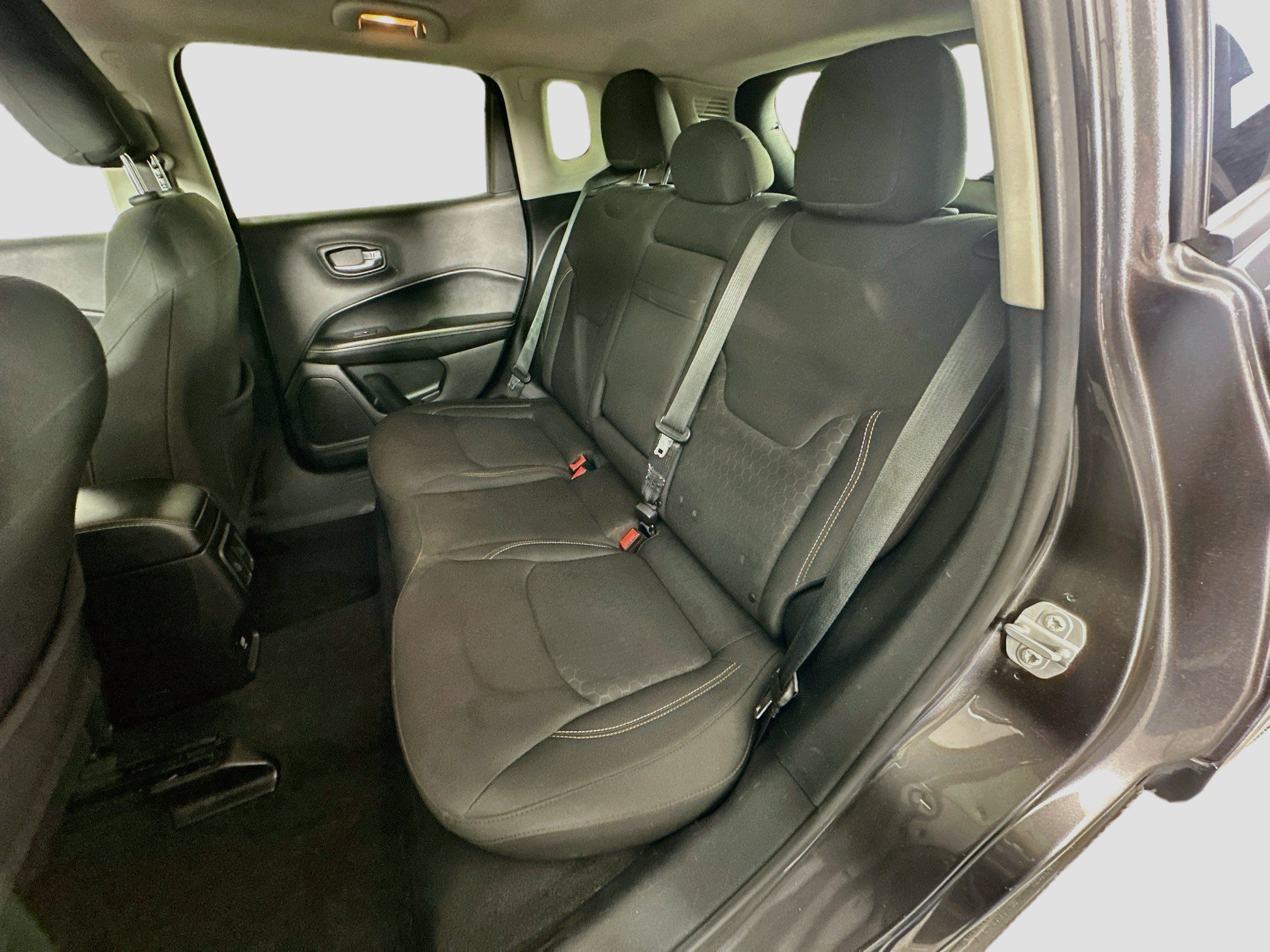 Used 2018 Jeep Compass Sport FWD image 28