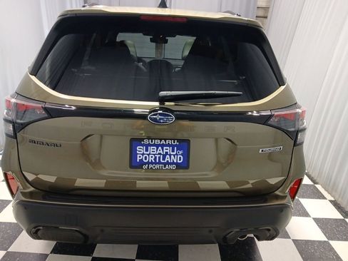 New 2025 Subaru Forester Touring image 9