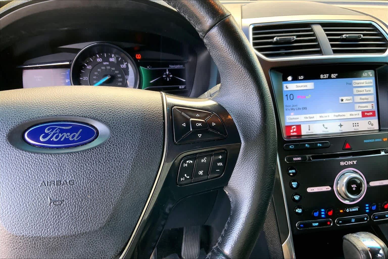 Used 2017 Ford Explorer Limited w/ Equipment Group 301A FWD image 21