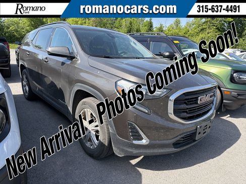 Used 2020 GMC Terrain SLE w/ GMC Pro Grade Package AWD/4WD image 1