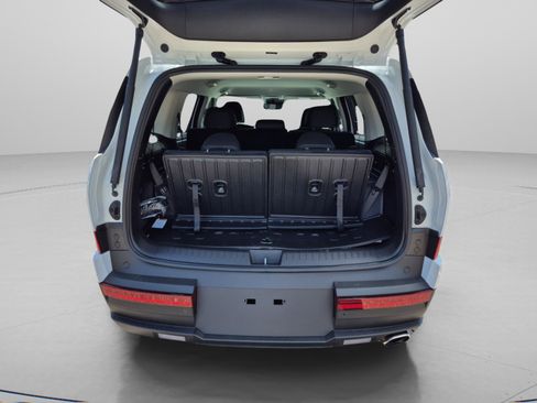 New 2026 Hyundai Santa Fe SEL FWD image 9