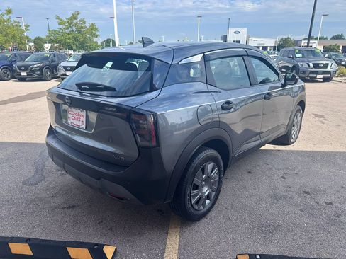 Used 2025 Nissan Kicks S AWD/4WD image 5
