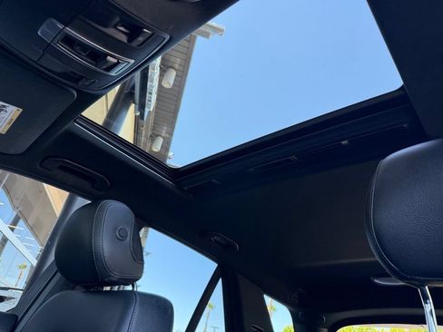 Used 2017 Mercedes-Benz GLE 350 image 2