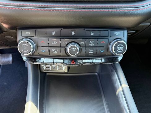 Used 2023 Dodge Durango GT AWD/4WD image 22
