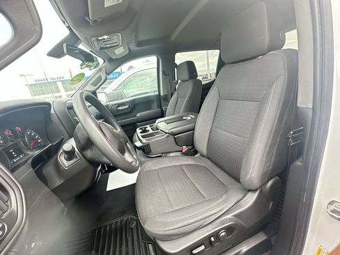 Certified 2021 Chevrolet Silverado 1500 W/T w/ Z71 Off-Road Package AWD/4WD image 19