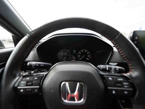 Used 2023 Honda CR-V Sport Touring image 15