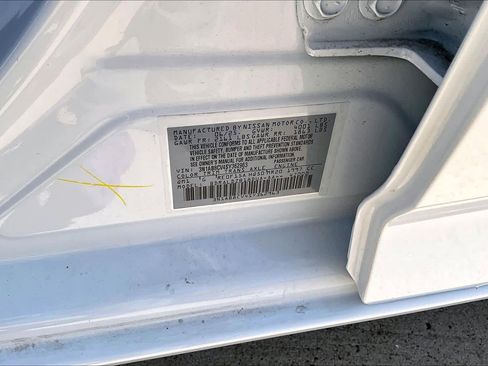 Used 2025 Nissan Sentra SV FWD image 34