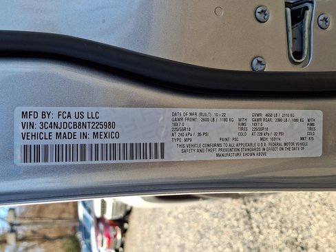 Certified 2022 Jeep Compass Limited image 27