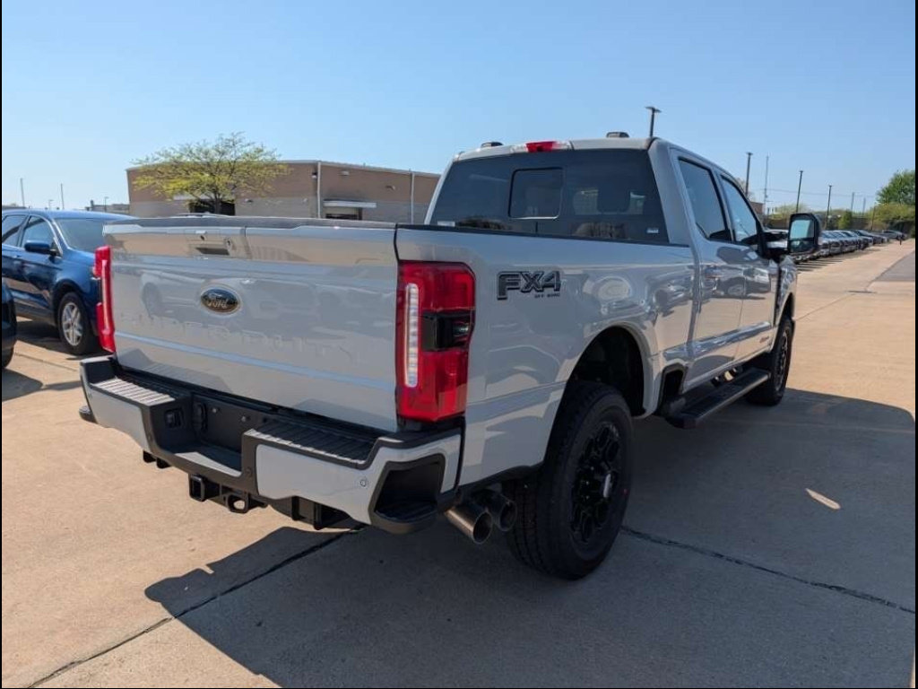 New 2026 Ford F250 Lariat w/ Black Appearance Package AWD/4WD image 3