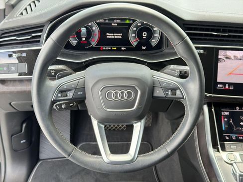 Used 2023 Audi Q8 Premium Plus w/ Premium Plus Package AWD/4WD image 17