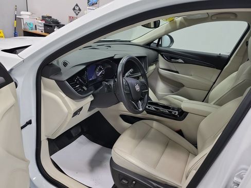 Used 2022 Buick Envision Essence w/ Safety Package FWD image 32