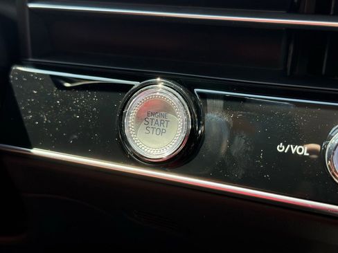 New 2026 Genesis GV70 2.5T Advanced image 38