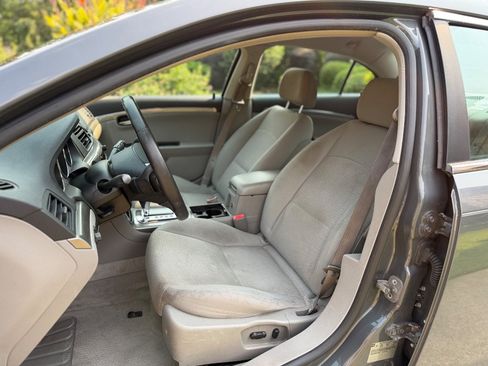 Used 2009 Saturn Aura XE w/ Preferred Package FWD image 11