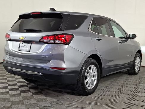 Used 2024 Chevrolet Equinox LT AWD/4WD image 9