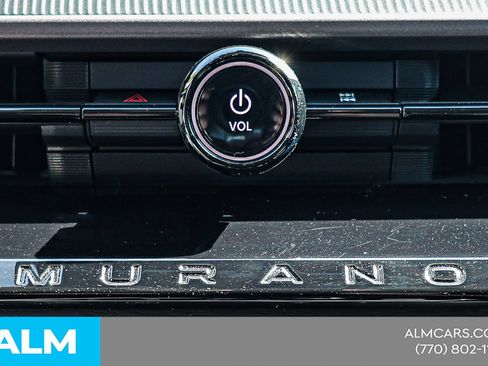 Used 2025 Nissan Murano SV FWD image 31