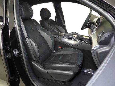 Used 2025 Mercedes-Benz GLE 63 AMG S image 19