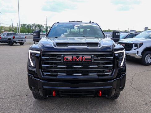 New 2026 GMC Sierra 3500 AT4 w/ AT4 Premium Plus Package AWD/4WD image 33