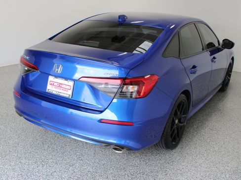 Used 2023 Honda Civic Sport image 7