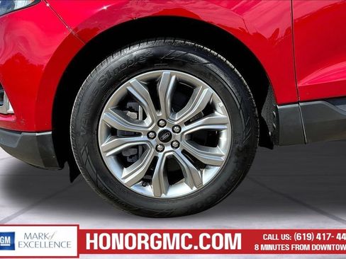 Used 2024 Ford Edge Titanium AWD/4WD image 37