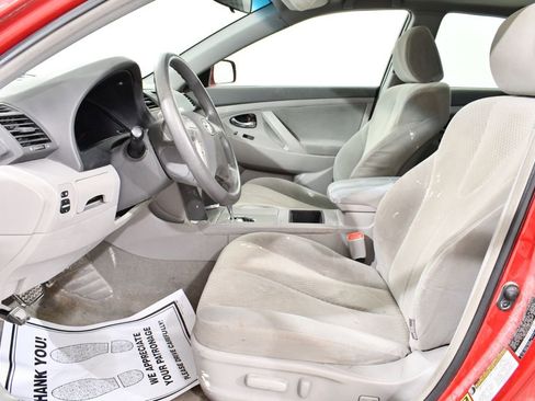 Used 2007 Toyota Camry SE FWD image 6