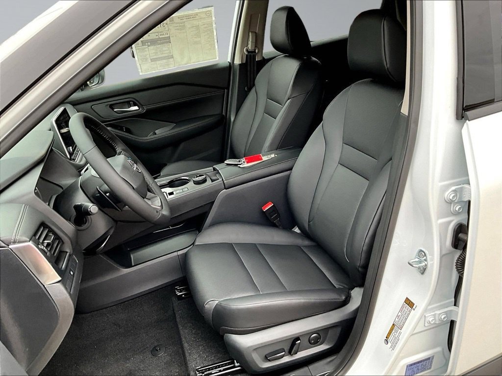 New 2026 Nissan Rogue Dark Armor AWD/4WD image 21