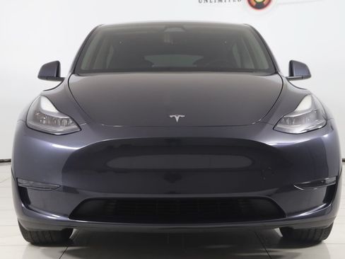 Used 2024 Tesla Model Y Long Range RWD image 50