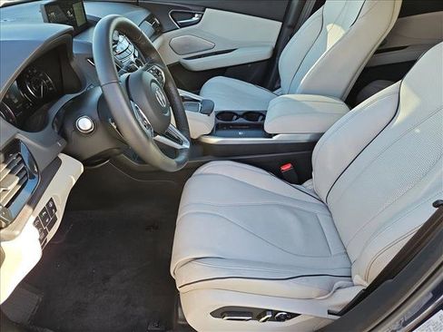Used 2025 Acura RDX SH-AWD w/ Advance Package image 24