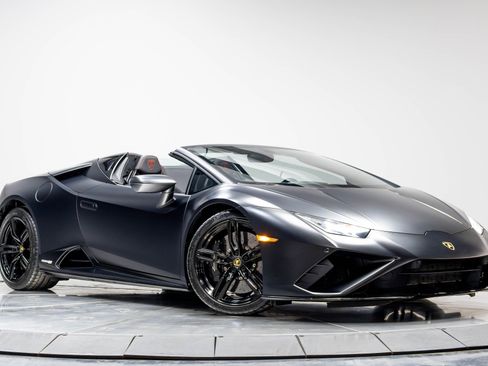 Used 2021 Lamborghini Huracan EVO RWD image 46