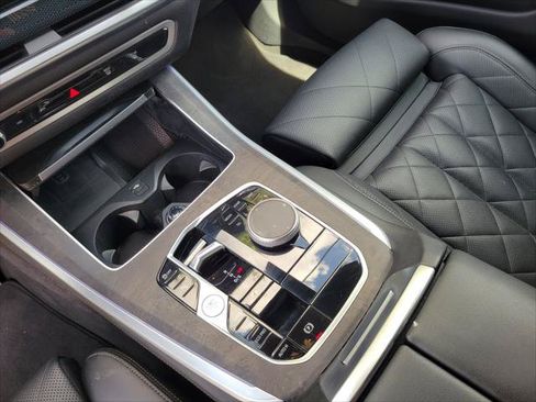 Used 2024 BMW X5 sDrive40i w/ Premium Package RWD image 31