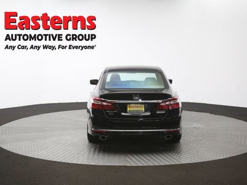 Used 2017 Honda Accord Sport Special Edition image 36