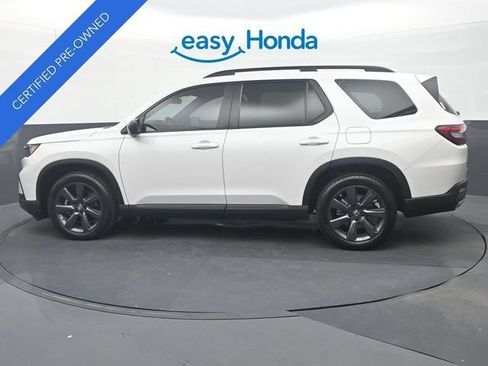 Certified 2025 Honda Pilot Sport image 4