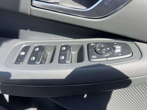 Used 2023 Hyundai Sonata SEL Plus FWD image 17