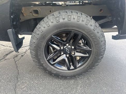 Used 2021 Chevrolet Silverado 1500 Custom Trail Boss image 15