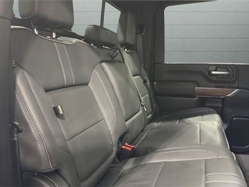 Used 2022 Chevrolet Silverado 3500 High Country image 28