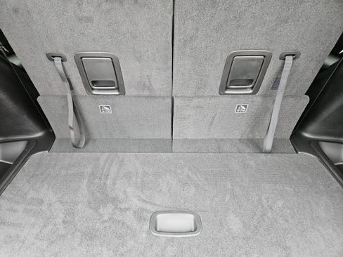 New 2025 Jeep Grand Cherokee L Laredo image 31