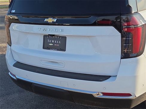 New 2025 Chevrolet Tahoe LS image 4